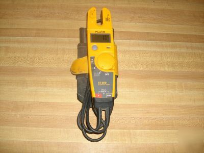 Fluke T5-600 digital meter leads cat iii 100A 600V