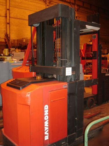 Raymond forklift battery lift reach fork order picker