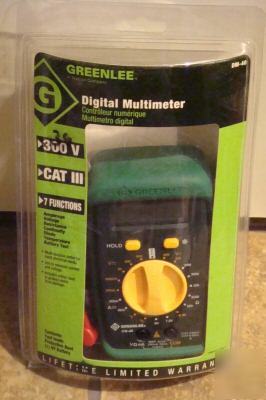  greenlee dm-40 digital multimeter 300V ac / dc