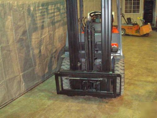 1997 toyota 5,000 lb forklift pneumatic tires 5000# 