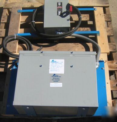 Acme transformer 480V to 240/120V 15KVA w/ge disconnect