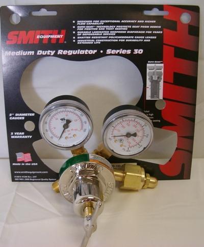 New smith oxygen medium duty regulator 30-100-540