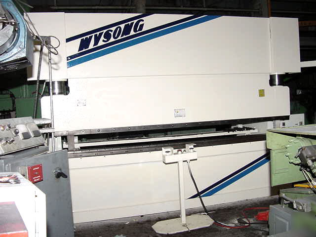 175 ton x 12' wysong hydraulic press brake w/4 axis cnc