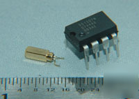 Maxim DS1307 I2C rtc 8 pin dip w/crystal ......... IC02