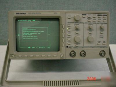 TDS320 2 ch 100MHZ 500 ms/s digitizing oscilloscope