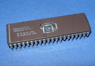 Signetics P87C52GFFFA 40-pin cerdip cpu vintage P87C52