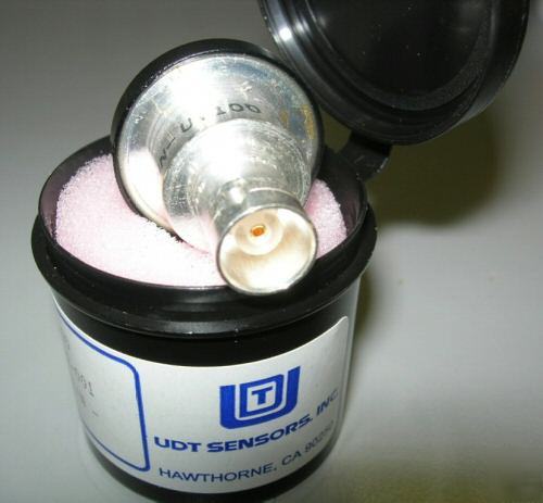 New udt sensors, inc. sensor pin uv 100 p/n: 11-09-001