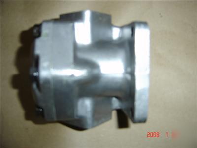 New tcm power steering pump forklift part #17047-12111