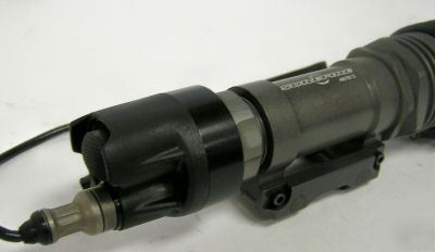 Surefire tactical light M951 w/FM4X lens nice no res