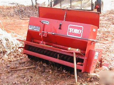 Toro aerothatch seeder/thatcher