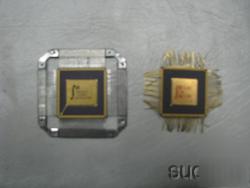 Two idt rare chips for ic collector