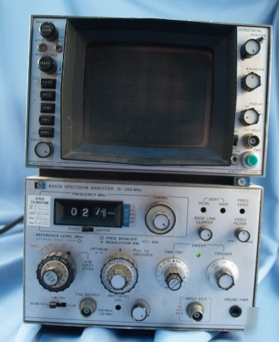 Hp hewlett packard 8557A spectrum analyzer oscilloscope