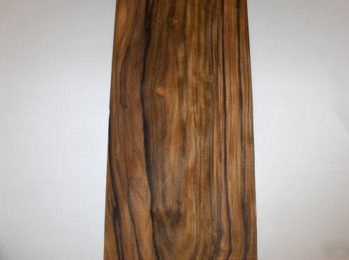 Incredible rosewood veneer 