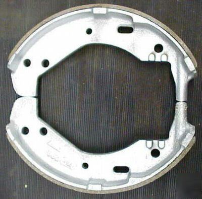 New pair of 75-299 forklift brake shoes brand 