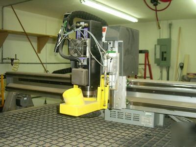 Multicam 1000 series 2007 cnc router travels 60