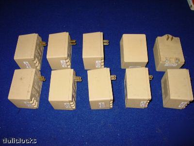 Lot of 10 low voltage lighting transformers ac adaptors