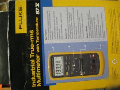 New P1 fluke multimeter 87V industrial true-rms in box