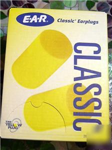 New e-a-r earplugs box 200PR w/o cord NRR29 flesh tone 