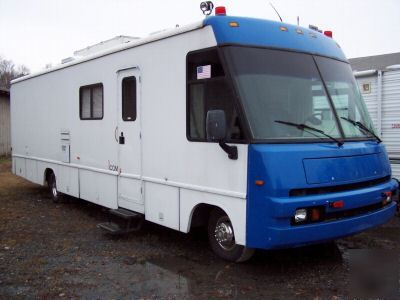 Mobile command post rv motosat office motorhome trailer